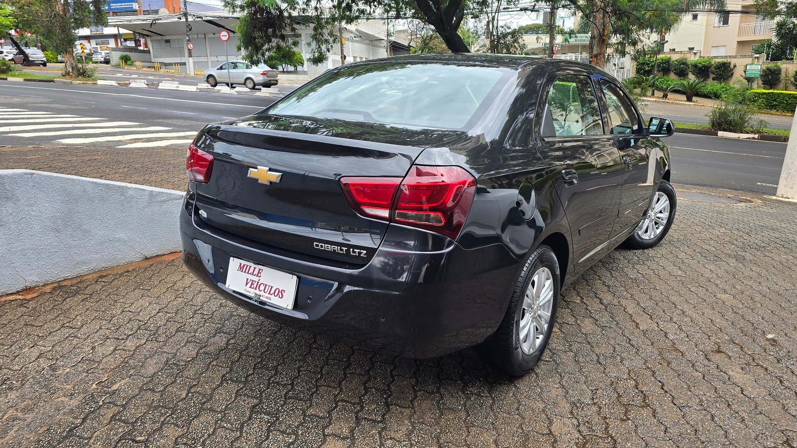 Chevrolet Cobalt 1.8 LTZ - foto 3